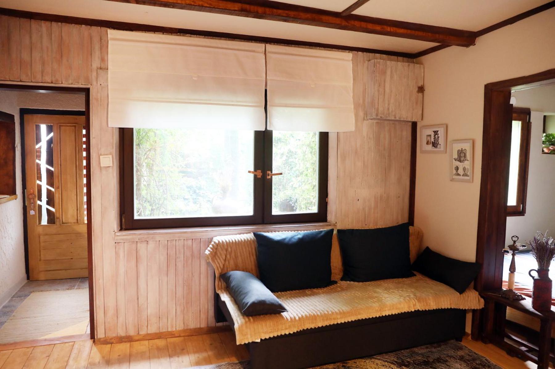 Rustic Hidden Apartment